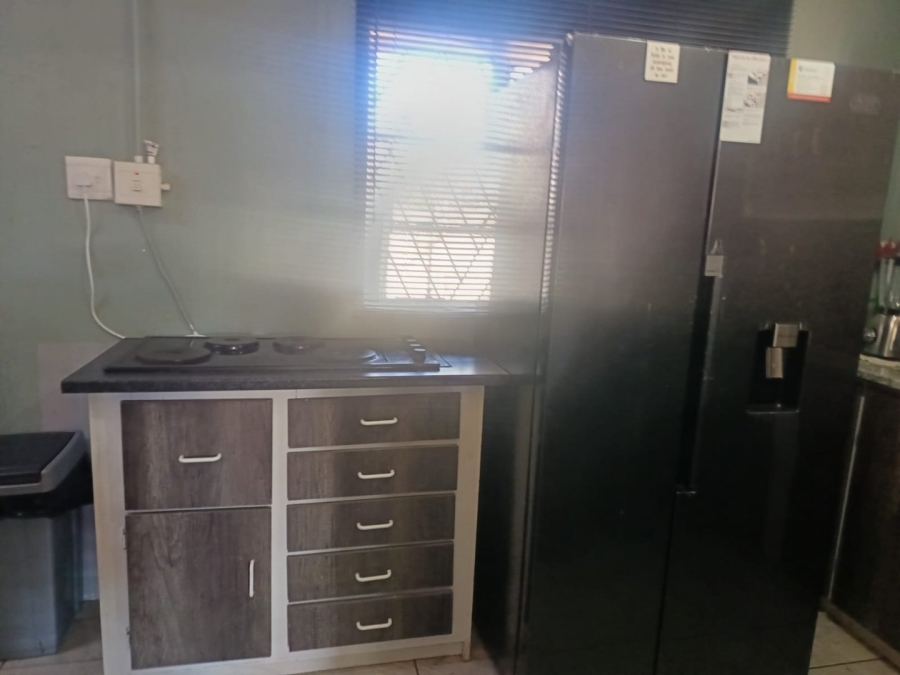4 Bedroom Property for Sale in Carters Glen Northern Cape